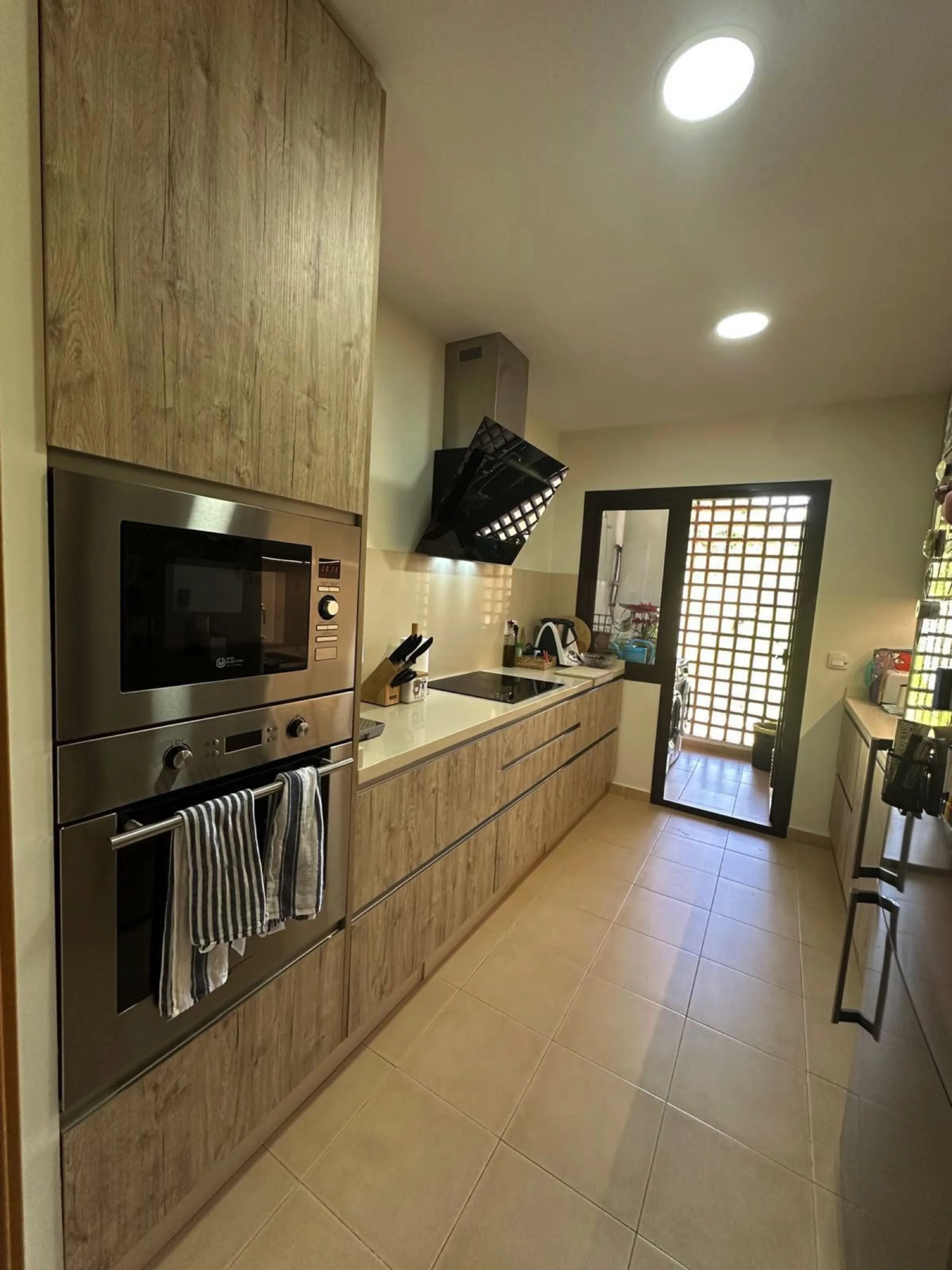 Stunning South-East Facing Penthouse with Panoramic Sea & Sierra Bermeja Views – Near Valle Romano & Azata Golf, Estepona