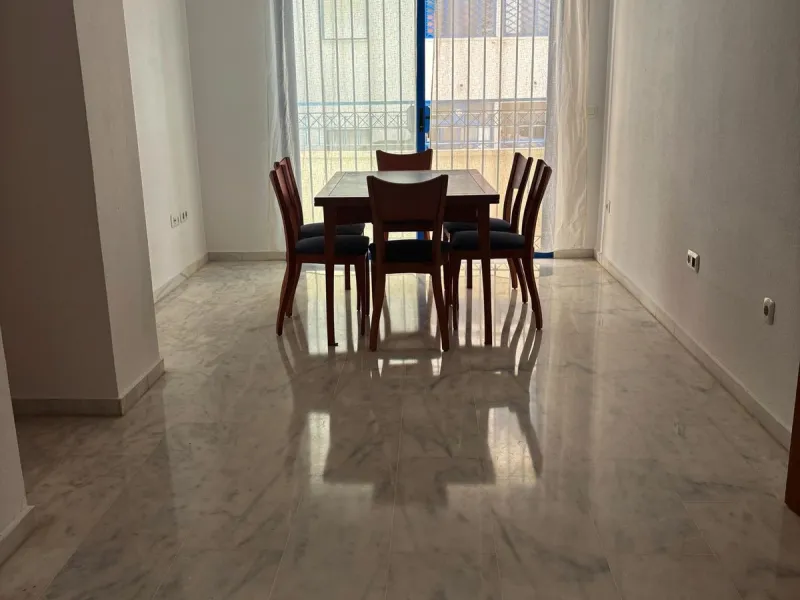 Apartment - Ground Floor Apartment в продаже в Estepona, Málaga. В доме 2 спален и 2 ванных комнат. Площадь дома 95 м²