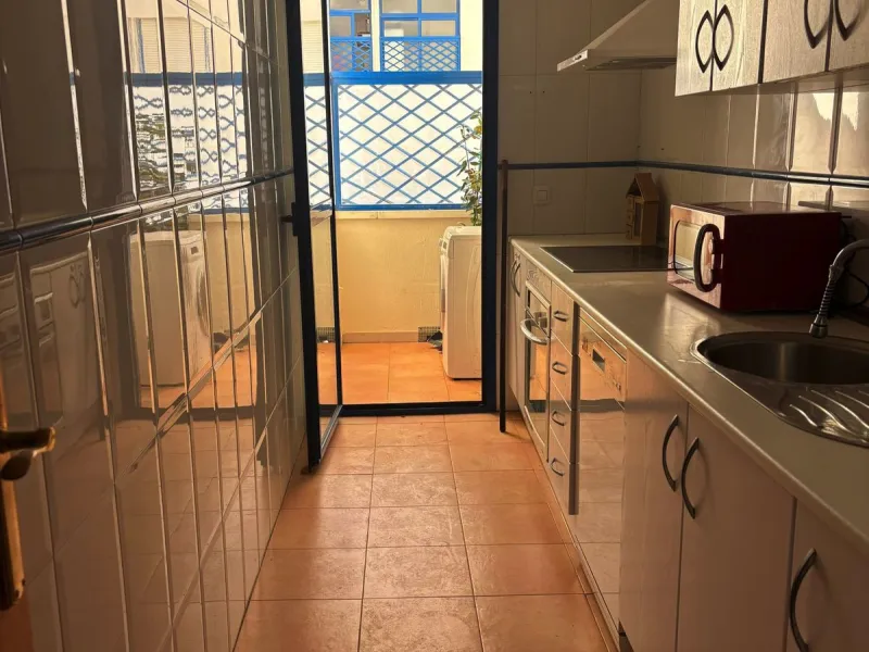 Apartment - Ground Floor Apartment в продаже в Estepona, Málaga. В доме 2 спален и 2 ванных комнат. Площадь дома 95 м²