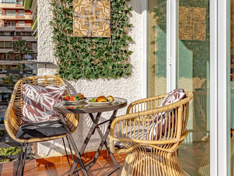 Beachfront 1-Bedroom Apartment with Panoramic Sea Views & 24/7 Concierge – Edificio Mediterráneo, Golden Mile, Marbella