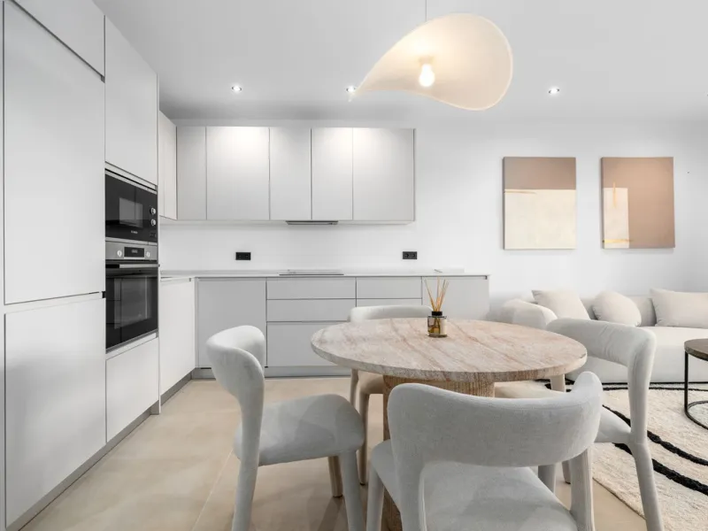 Apartment - Ground Floor Apartment в продаже в Marbella, Málaga. В доме 3 спален и 2 ванных комнат. Площадь дома 120 м²