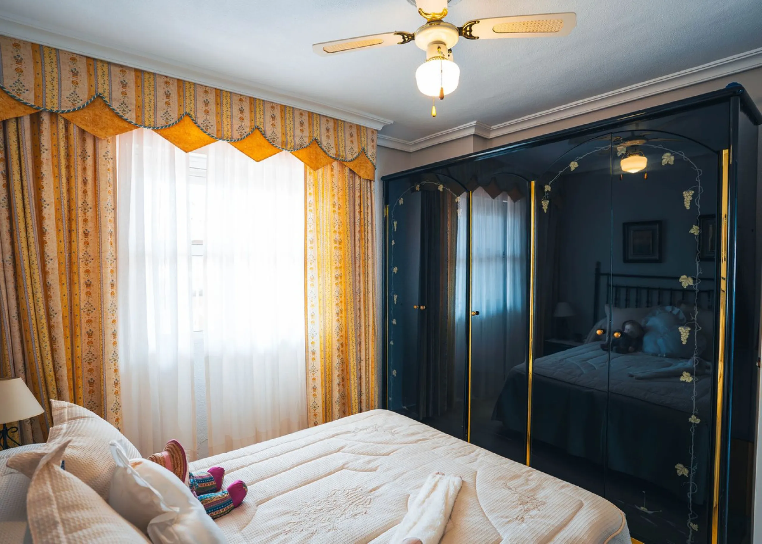 Your next family home awaits you in Doña Ermita, Las Lagunas!