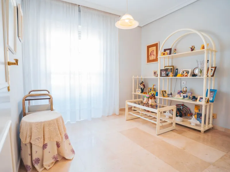 Your next family home awaits you in Doña Ermita, Las Lagunas!