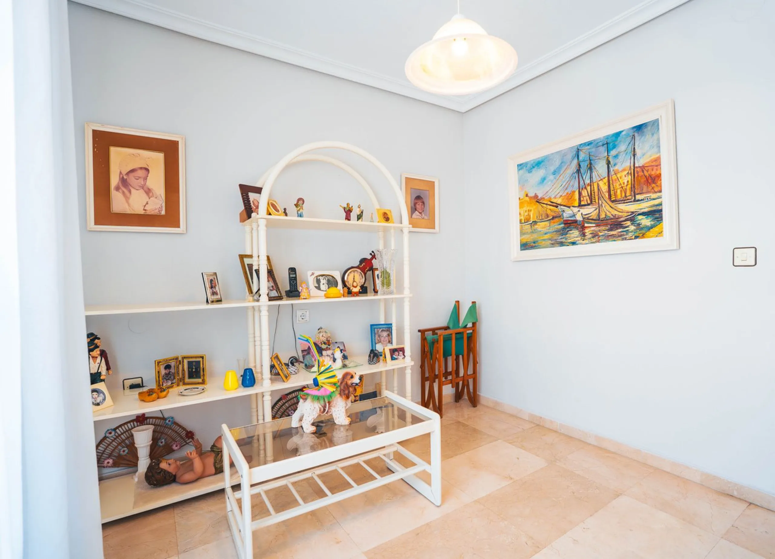 Your next family home awaits you in Doña Ermita, Las Lagunas!