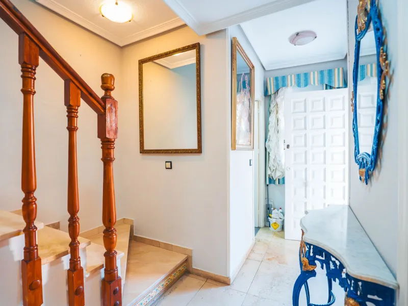Your next family home awaits you in Doña Ermita, Las Lagunas!