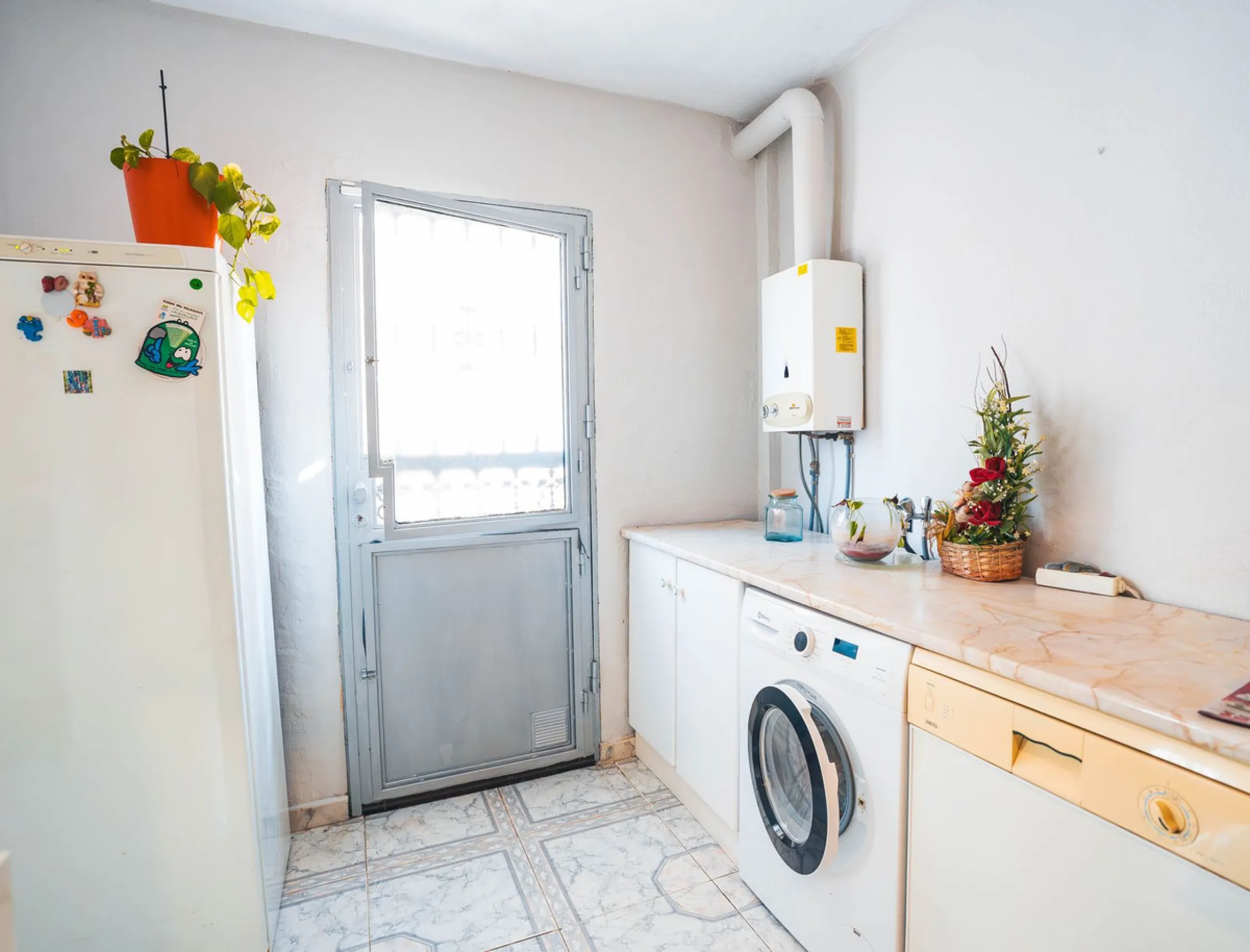 Your next family home awaits you in Doña Ermita, Las Lagunas!