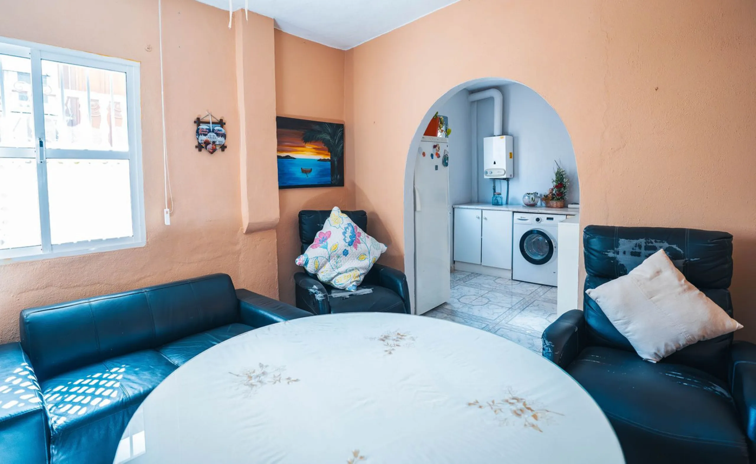 Your next family home awaits you in Doña Ermita, Las Lagunas!
