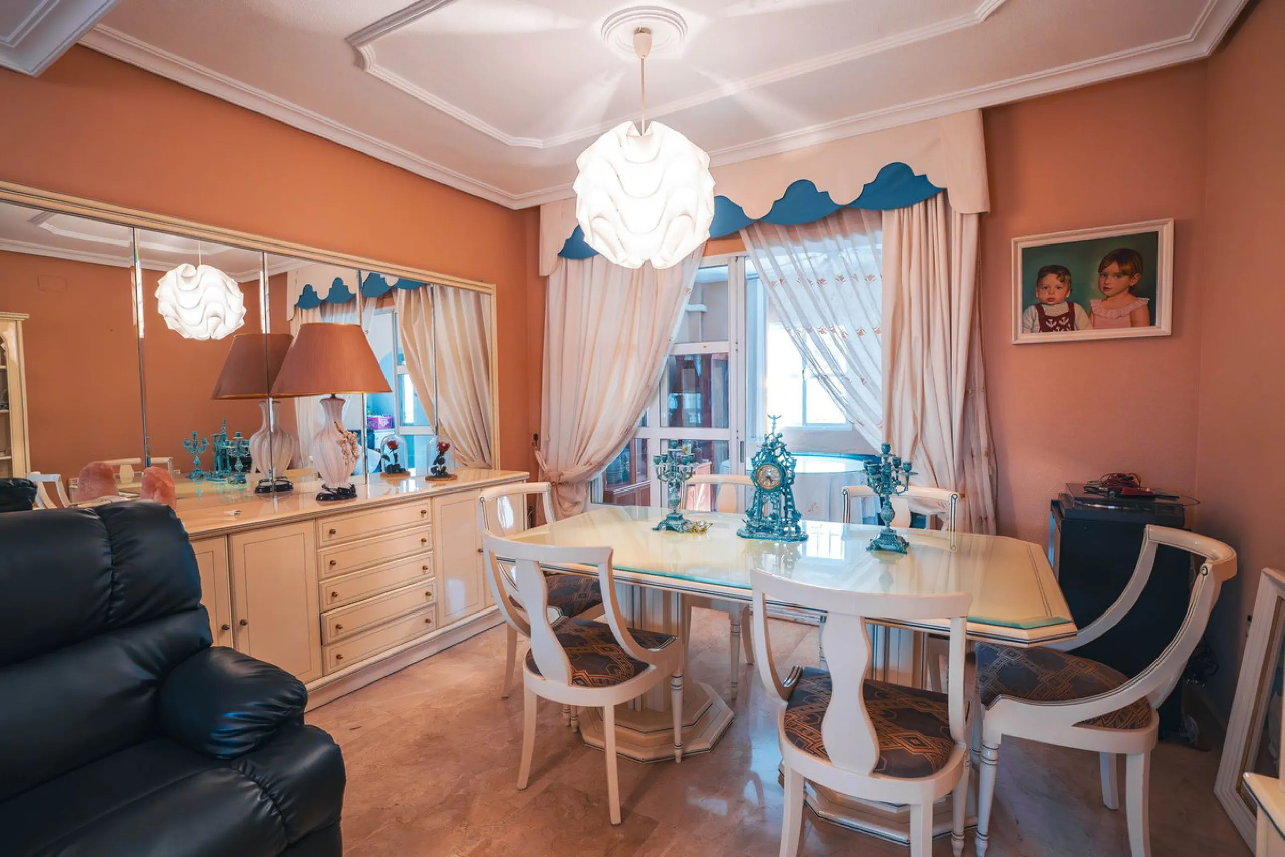 Your next family home awaits you in Doña Ermita, Las Lagunas!