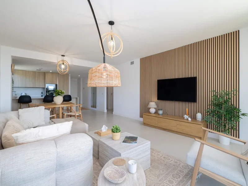 Finding the perfect balance between coastal serenity and modern luxury is effortless in this stunning corner residence, located in the highly sought-after lower enclave of El Higuerón, Fuengirola. This exceptionally spacious and luminous home is designed 