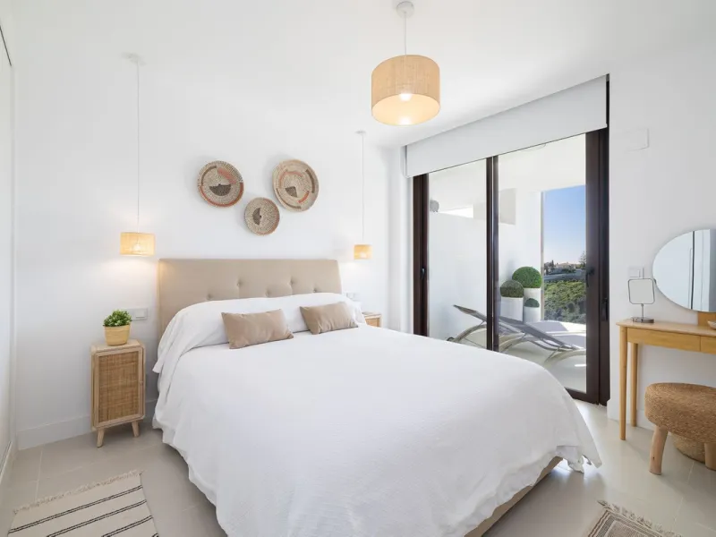 Finding the perfect balance between coastal serenity and modern luxury is effortless in this stunning corner residence, located in the highly sought-after lower enclave of El Higuerón, Fuengirola. This exceptionally spacious and luminous home is designed 