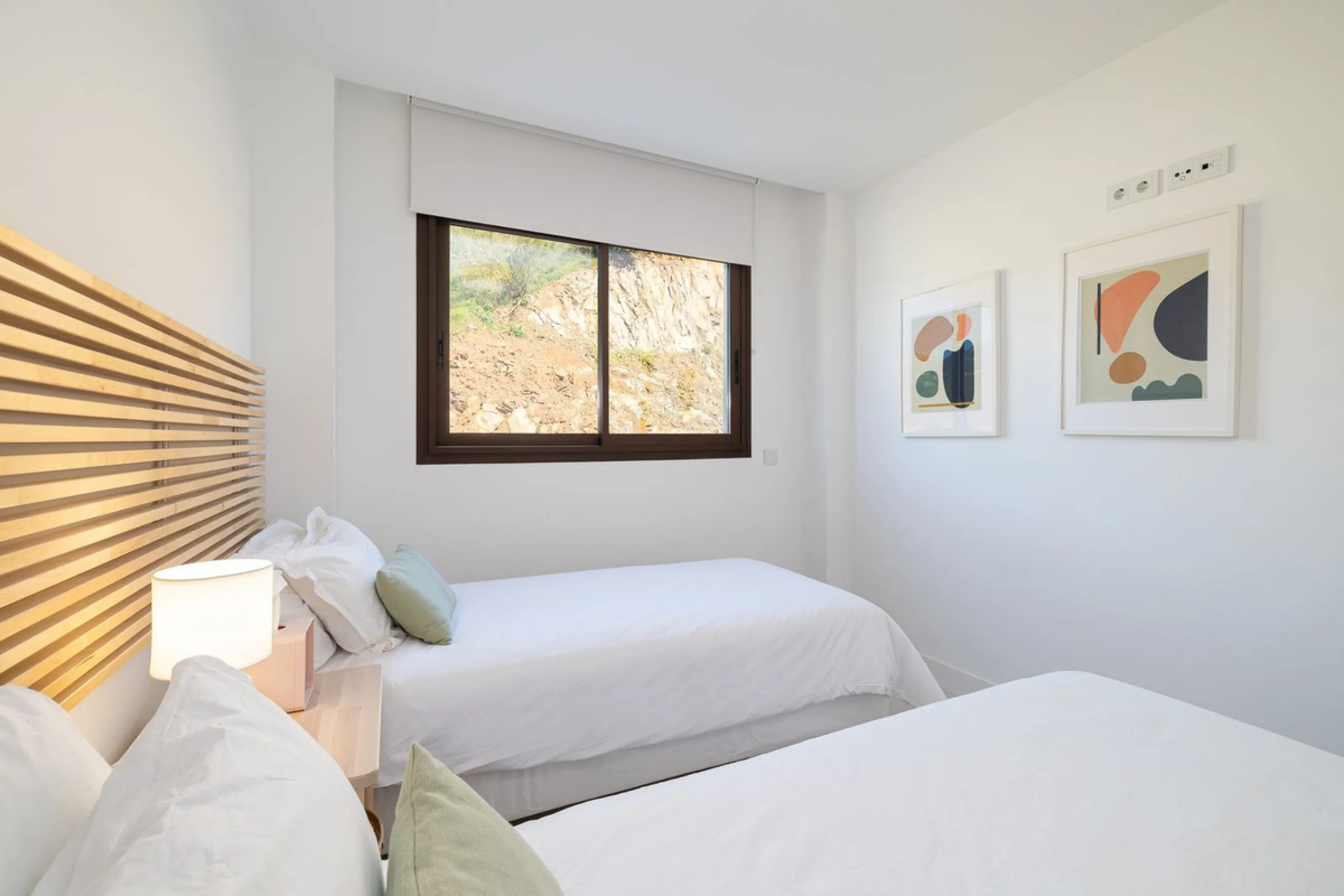 Finding the perfect balance between coastal serenity and modern luxury is effortless in this stunning corner residence, located in the highly sought-after lower enclave of El Higuerón, Fuengirola. This exceptionally spacious and luminous home is designed 