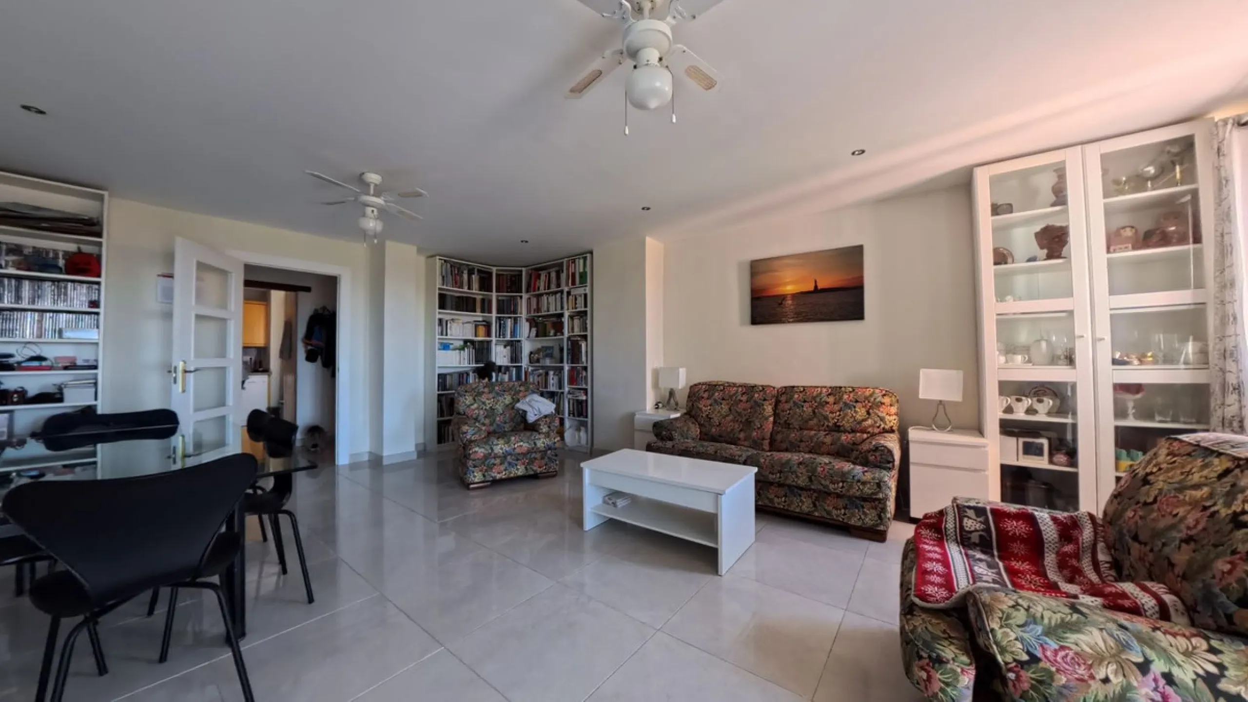 Apartment - Penthouse Duplex в продаже в Torremolinos, Málaga. В доме 3 спален и 2 ванных комнат. Площадь дома 148 м²