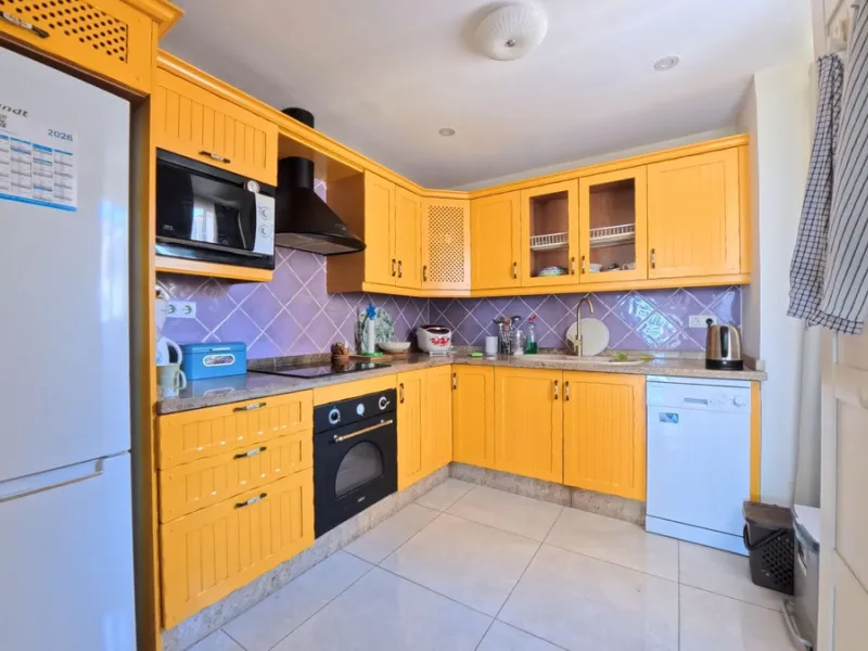 Apartment - Penthouse Duplex в продаже в Torremolinos, Málaga. В доме 3 спален и 2 ванных комнат. Площадь дома 148 м²