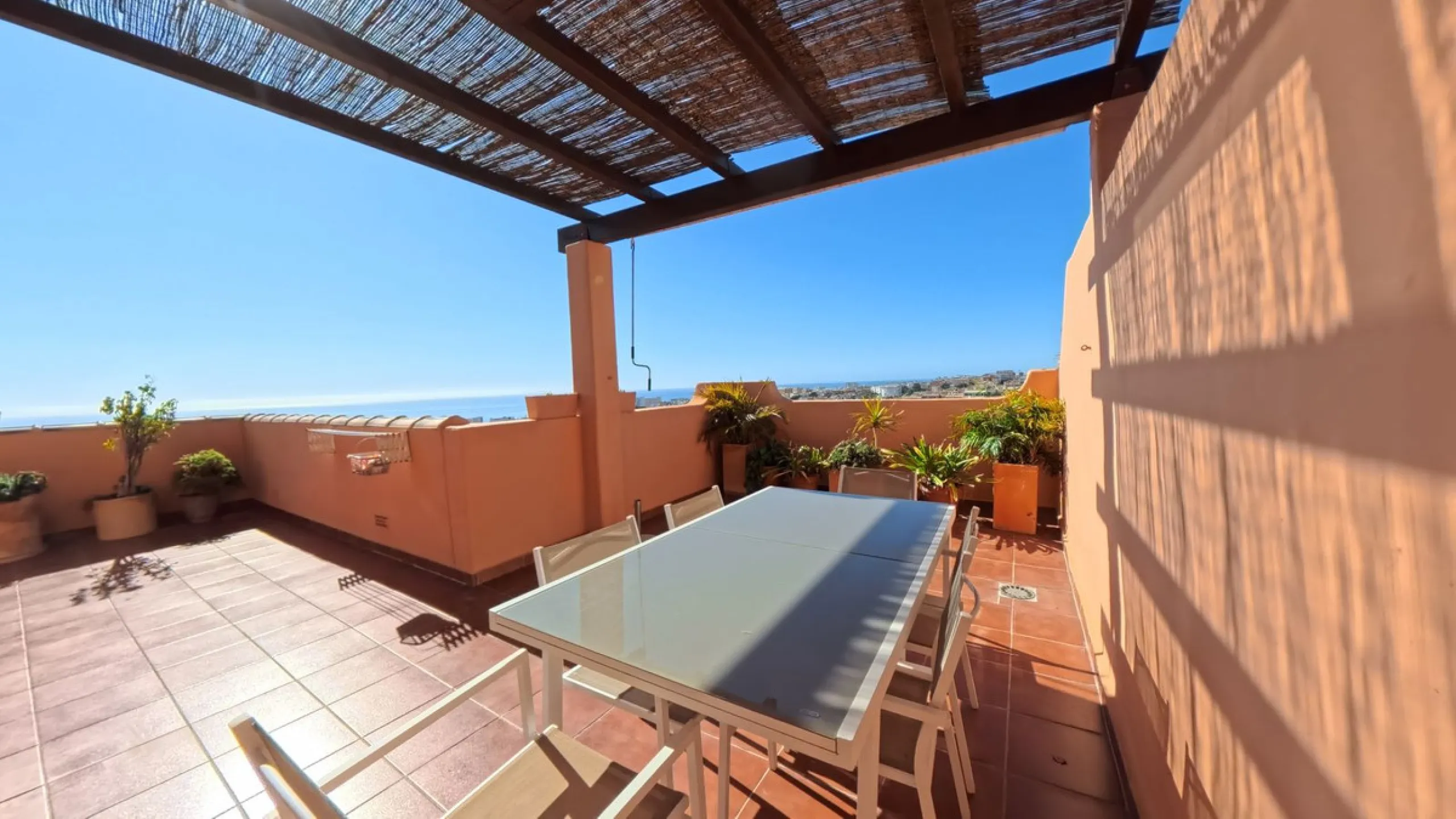 Apartment - Penthouse Duplex в продаже в Torremolinos, Málaga. В доме 3 спален и 2 ванных комнат. Площадь дома 148 м²