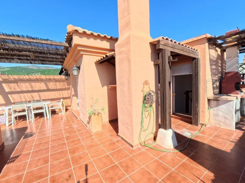 Apartment - Penthouse Duplex в продаже в Torremolinos, Málaga. В доме 3 спален и 2 ванных комнат. Площадь дома 148 м²