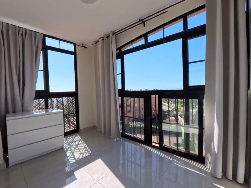 Apartment - Penthouse Duplex в продаже в Torremolinos, Málaga. В доме 3 спален и 2 ванных комнат. Площадь дома 148 м²