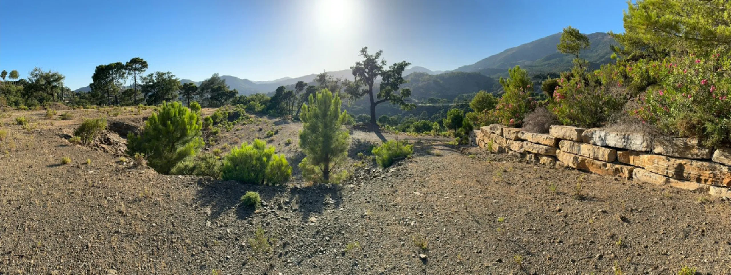 Plot - Land в продаже в Benahavís, Málaga. Площадь дома 1600 м². Площадь участка 5497 м²