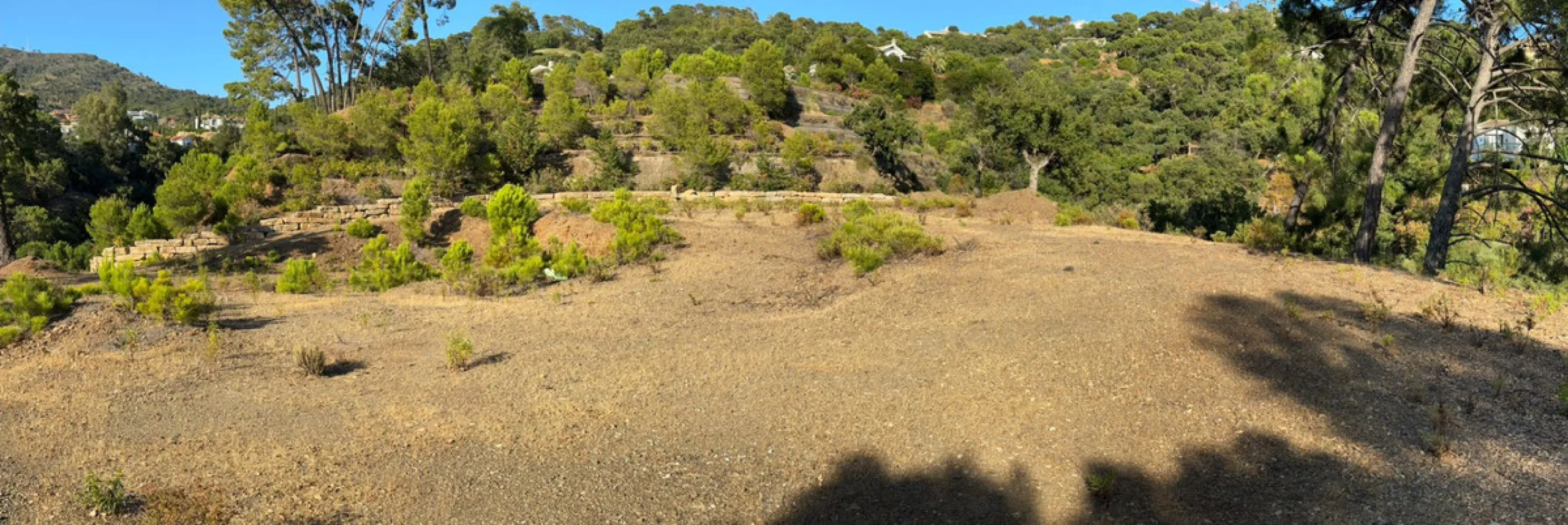 Plot - Land в продаже в Benahavís, Málaga. Площадь дома 1600 м². Площадь участка 5497 м²