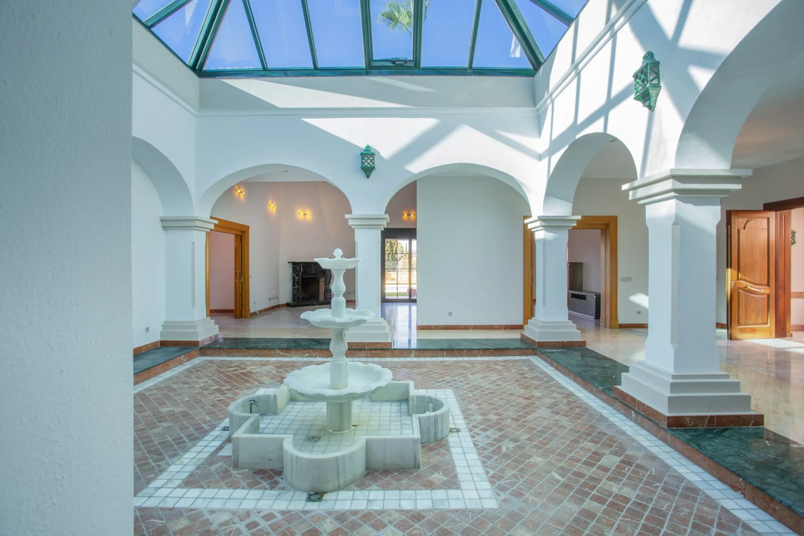 Detached villa on the front line of the golf course in Mijas Golf with pool and large plot