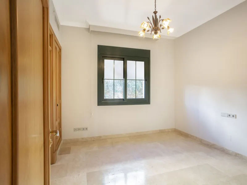 Detached villa on the front line of the golf course in Mijas Golf with pool and large plot