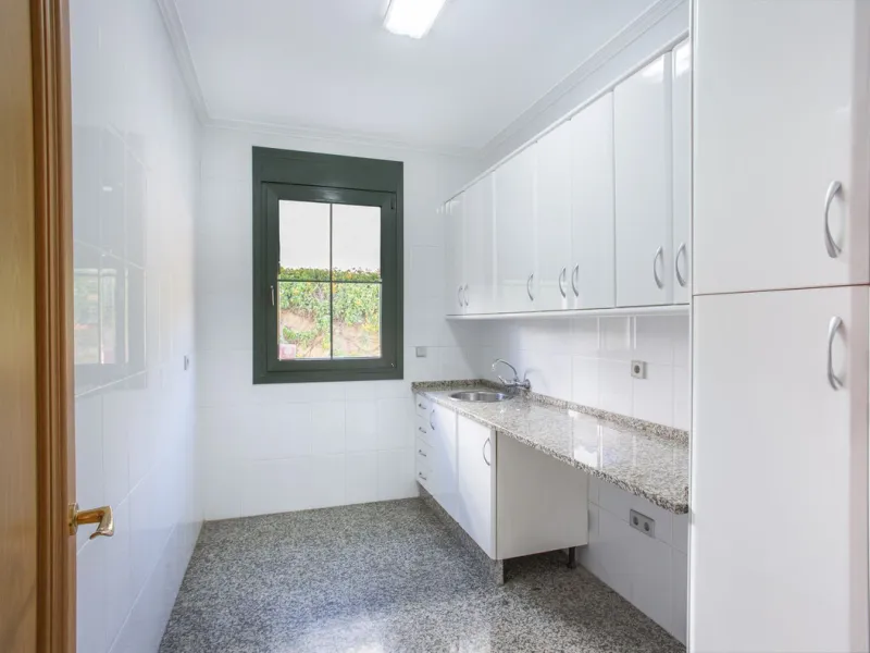 Detached villa on the front line of the golf course in Mijas Golf with pool and large plot