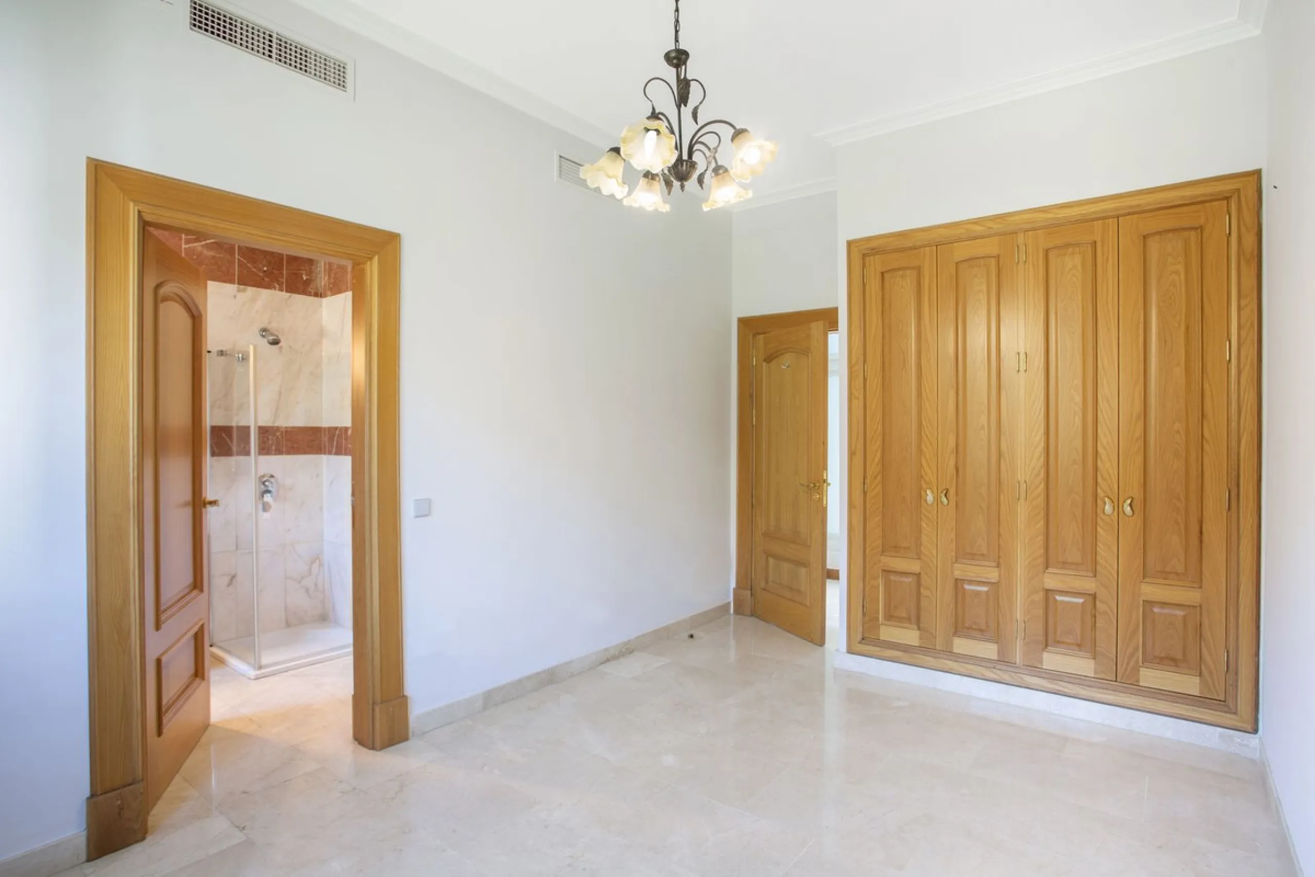Detached villa on the front line of the golf course in Mijas Golf with pool and large plot