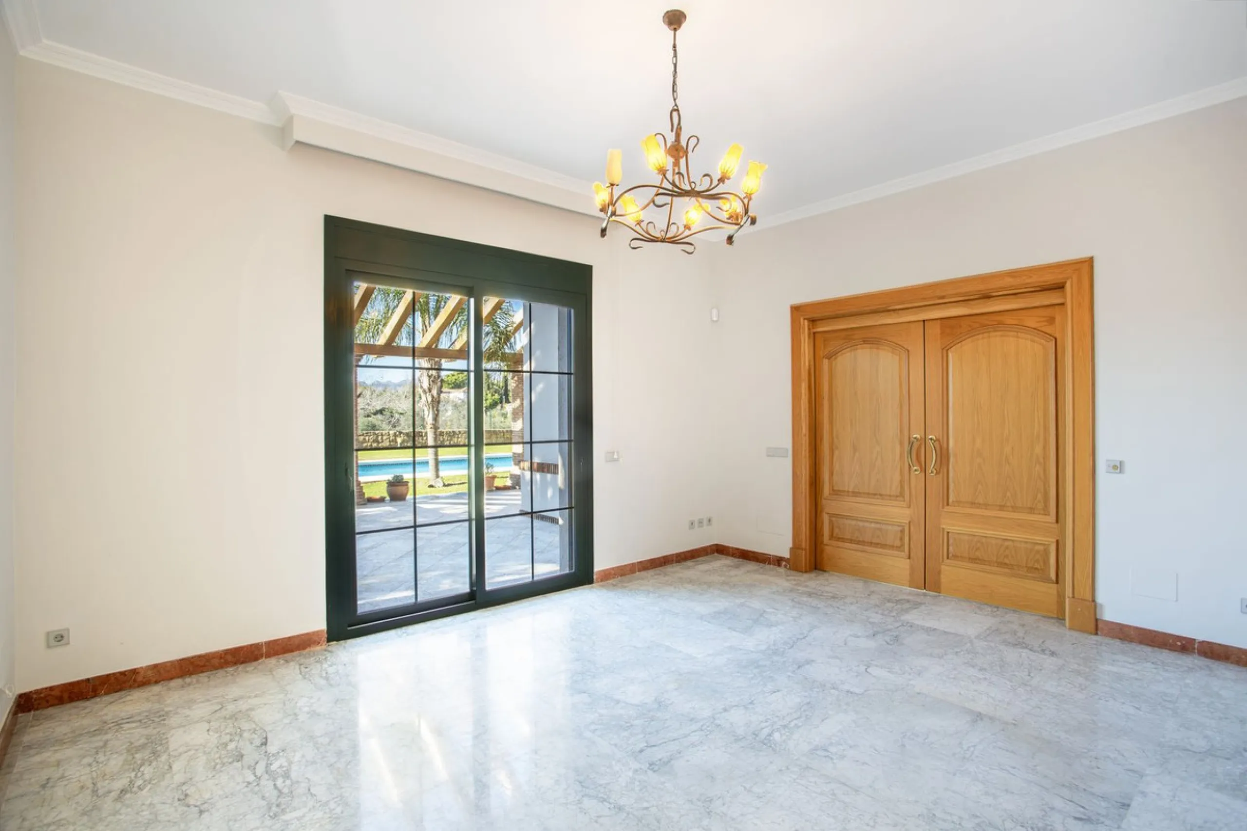 Detached villa on the front line of the golf course in Mijas Golf with pool and large plot