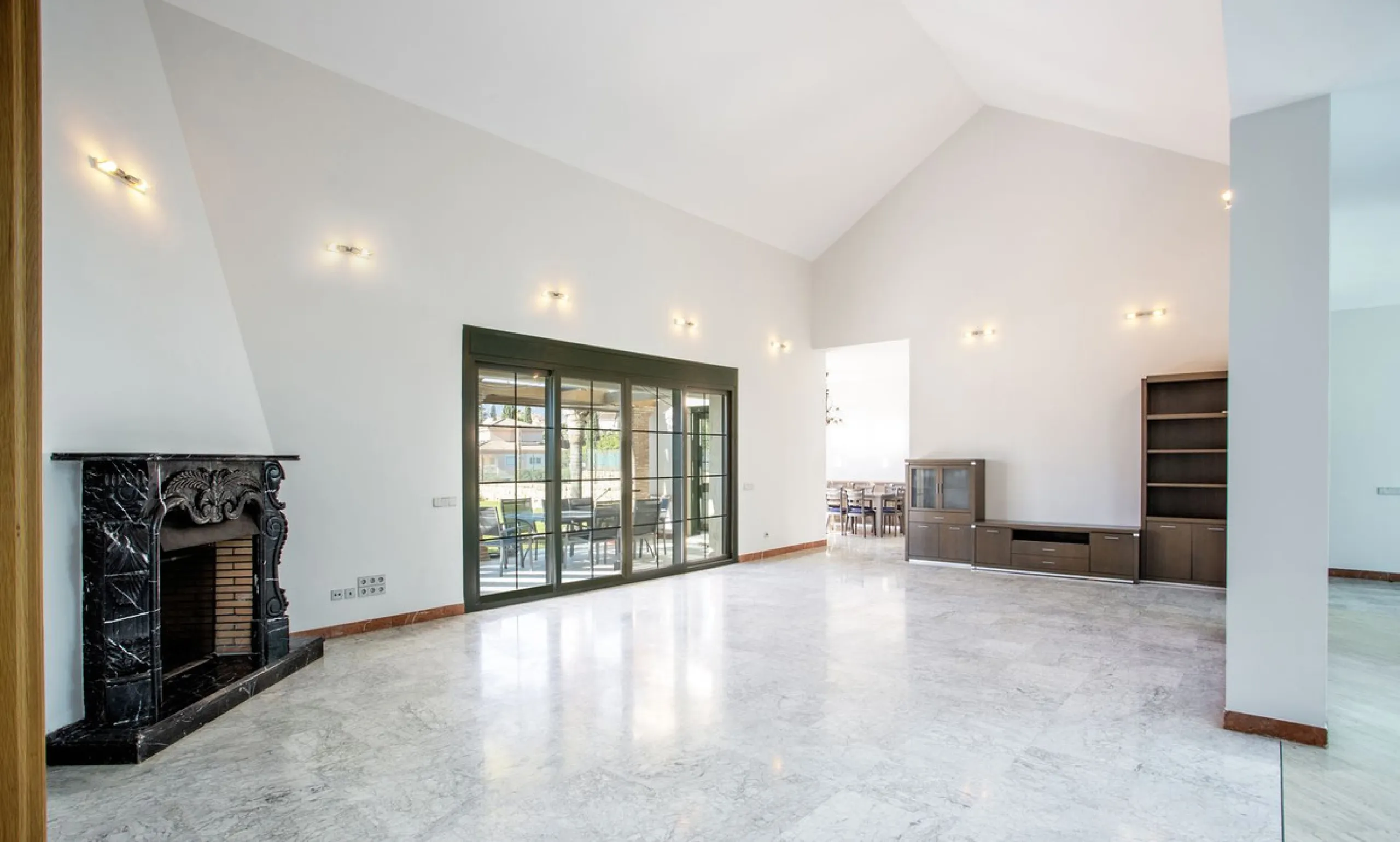 Detached villa on the front line of the golf course in Mijas Golf with pool and large plot
