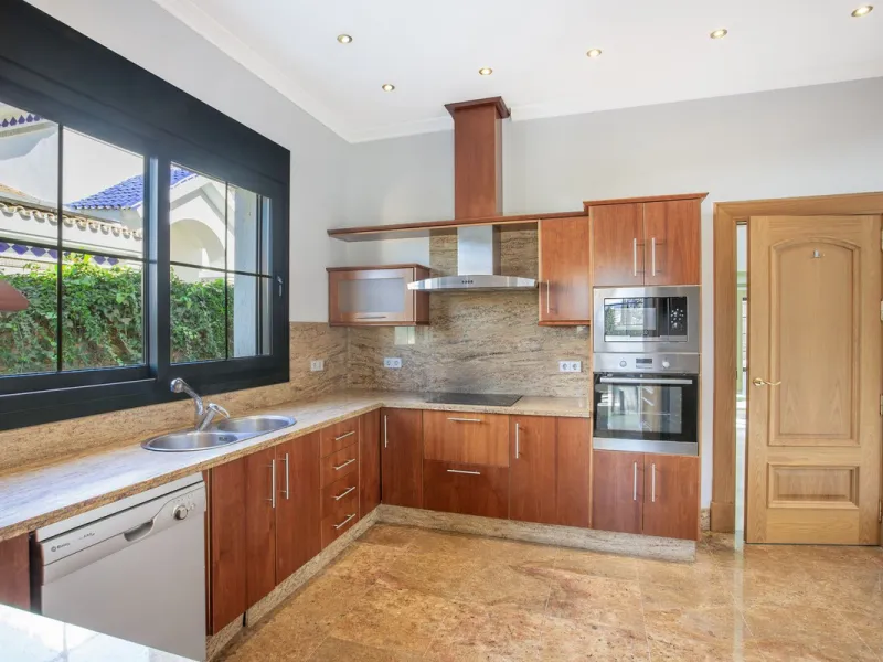 Detached villa on the front line of the golf course in Mijas Golf with pool and large plot