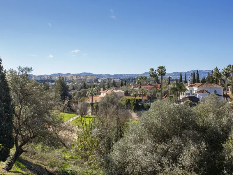Detached villa on the front line of the golf course in Mijas Golf with pool and large plot