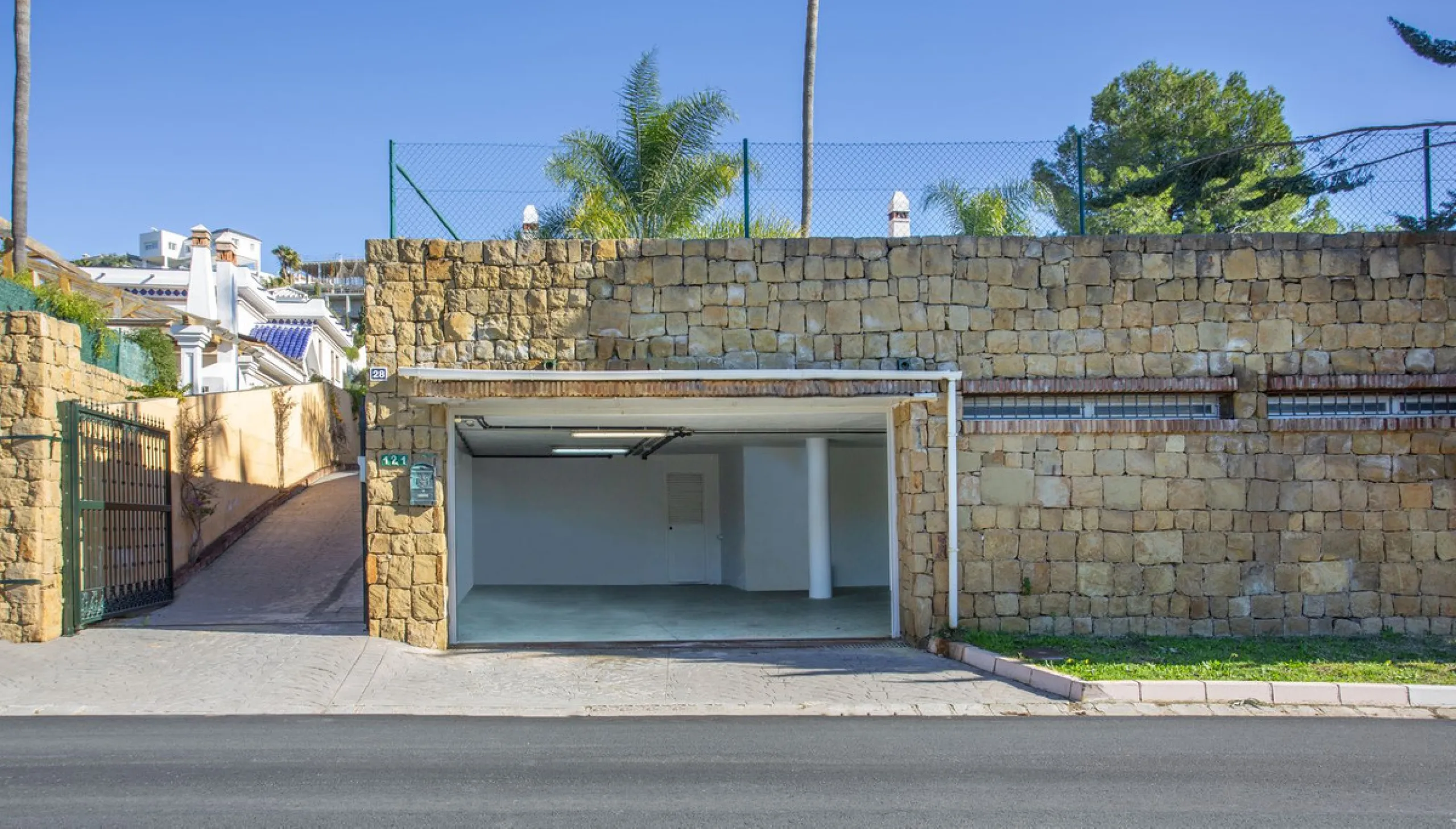 Detached villa on the front line of the golf course in Mijas Golf with pool and large plot