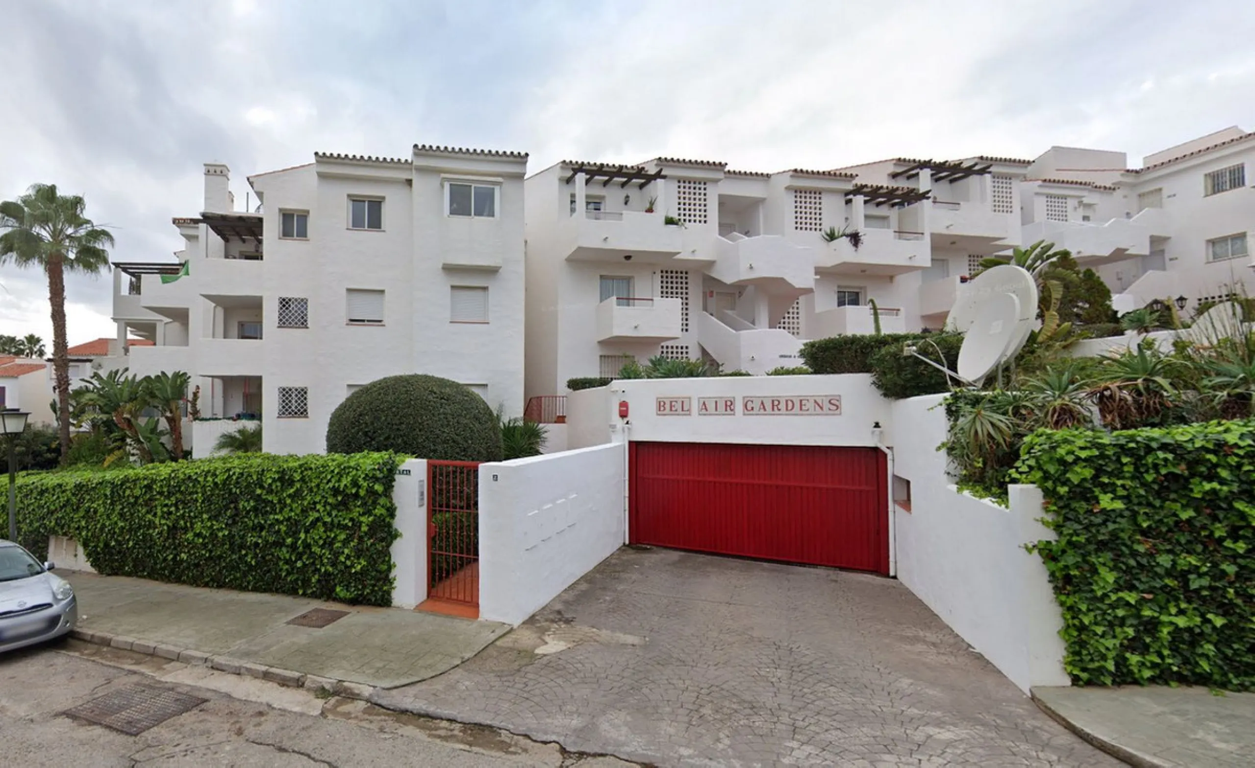 Apartment - Middle Floor Apartment в продаже в Estepona, Málaga. В доме 2 спален и 2 ванных комнат. Площадь дома 96 м²