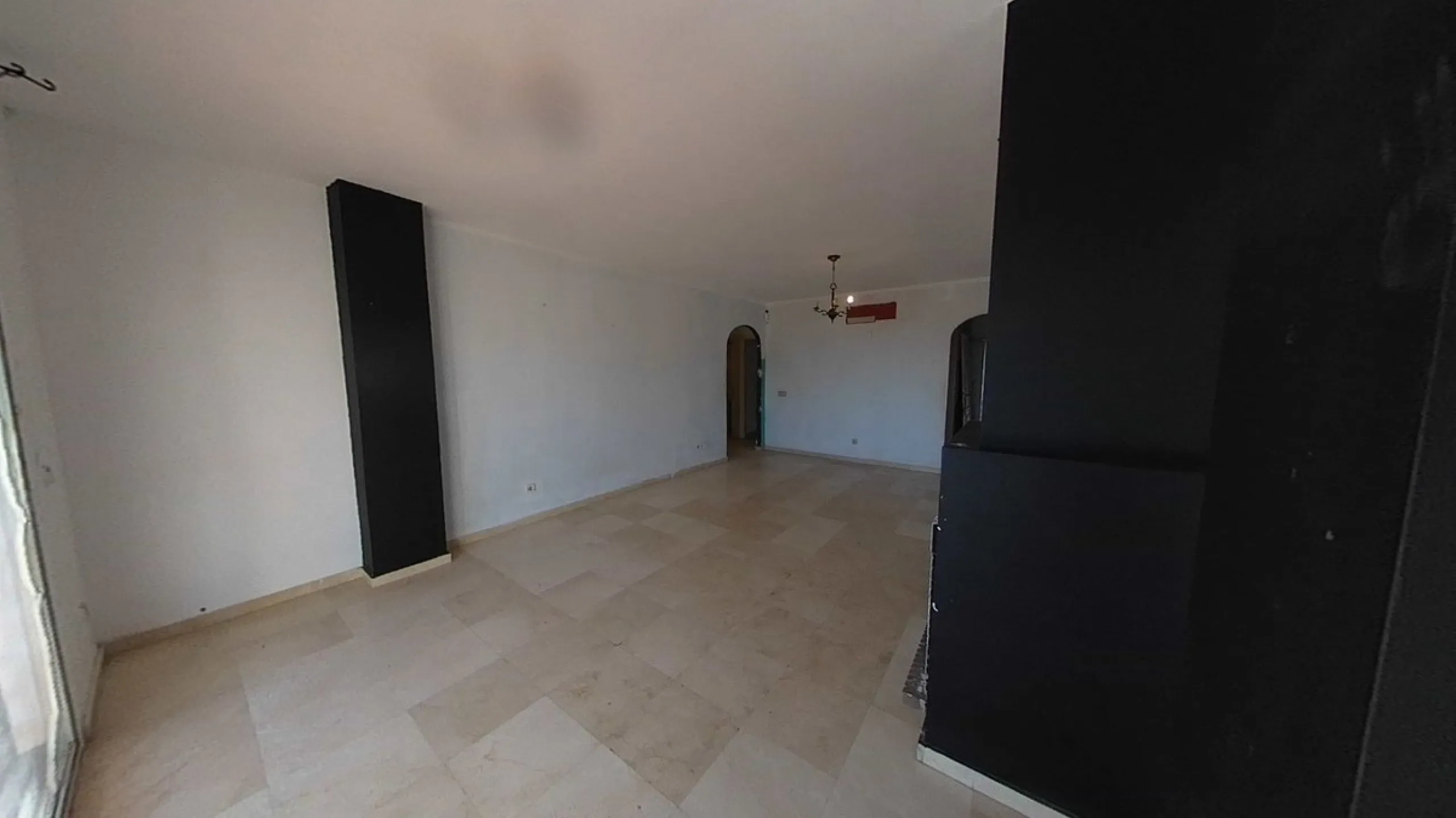 Apartment - Middle Floor Apartment в продаже в Estepona, Málaga. В доме 2 спален и 2 ванных комнат. Площадь дома 96 м²