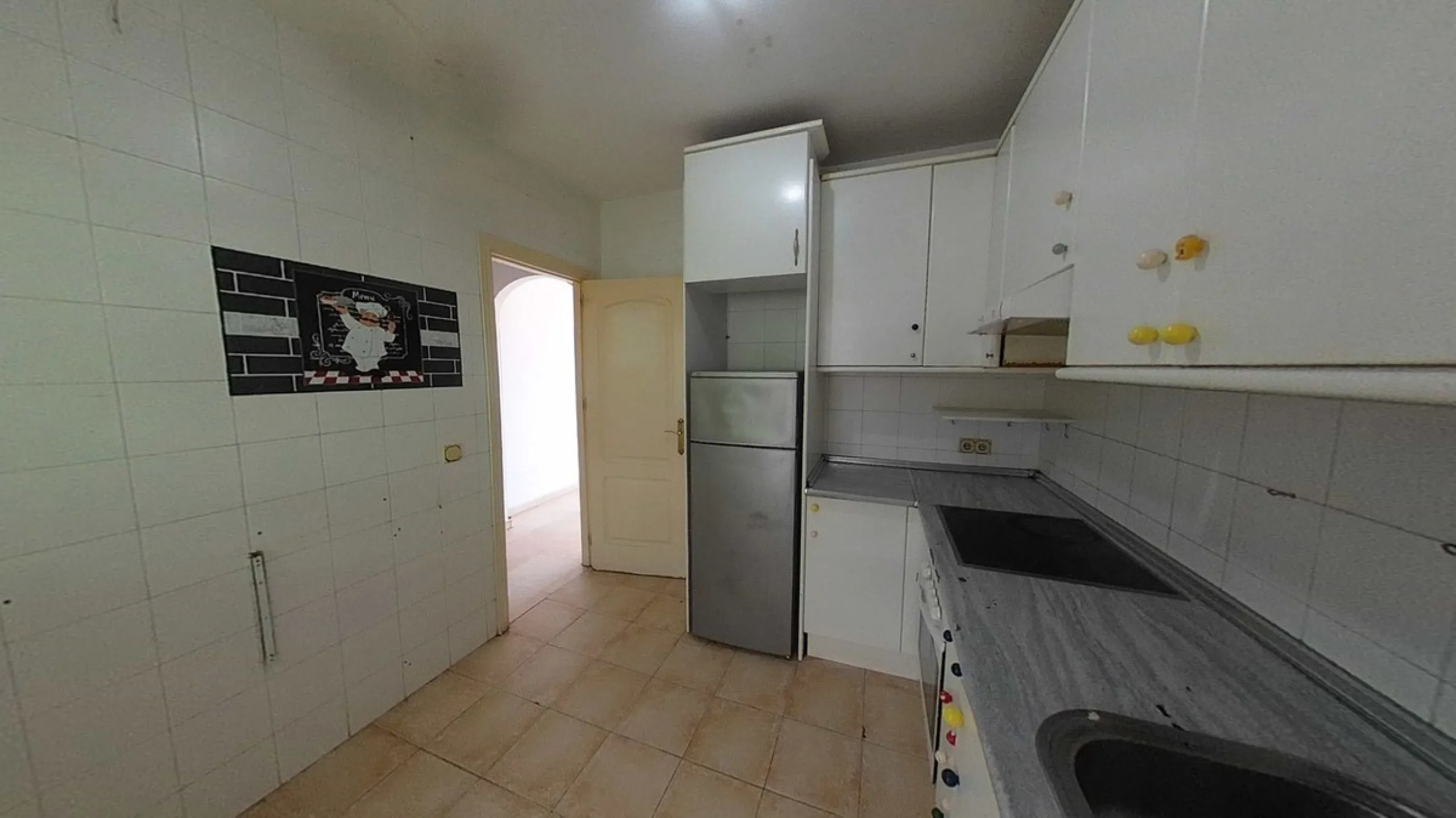 Apartment - Middle Floor Apartment в продаже в Estepona, Málaga. В доме 2 спален и 2 ванных комнат. Площадь дома 96 м²