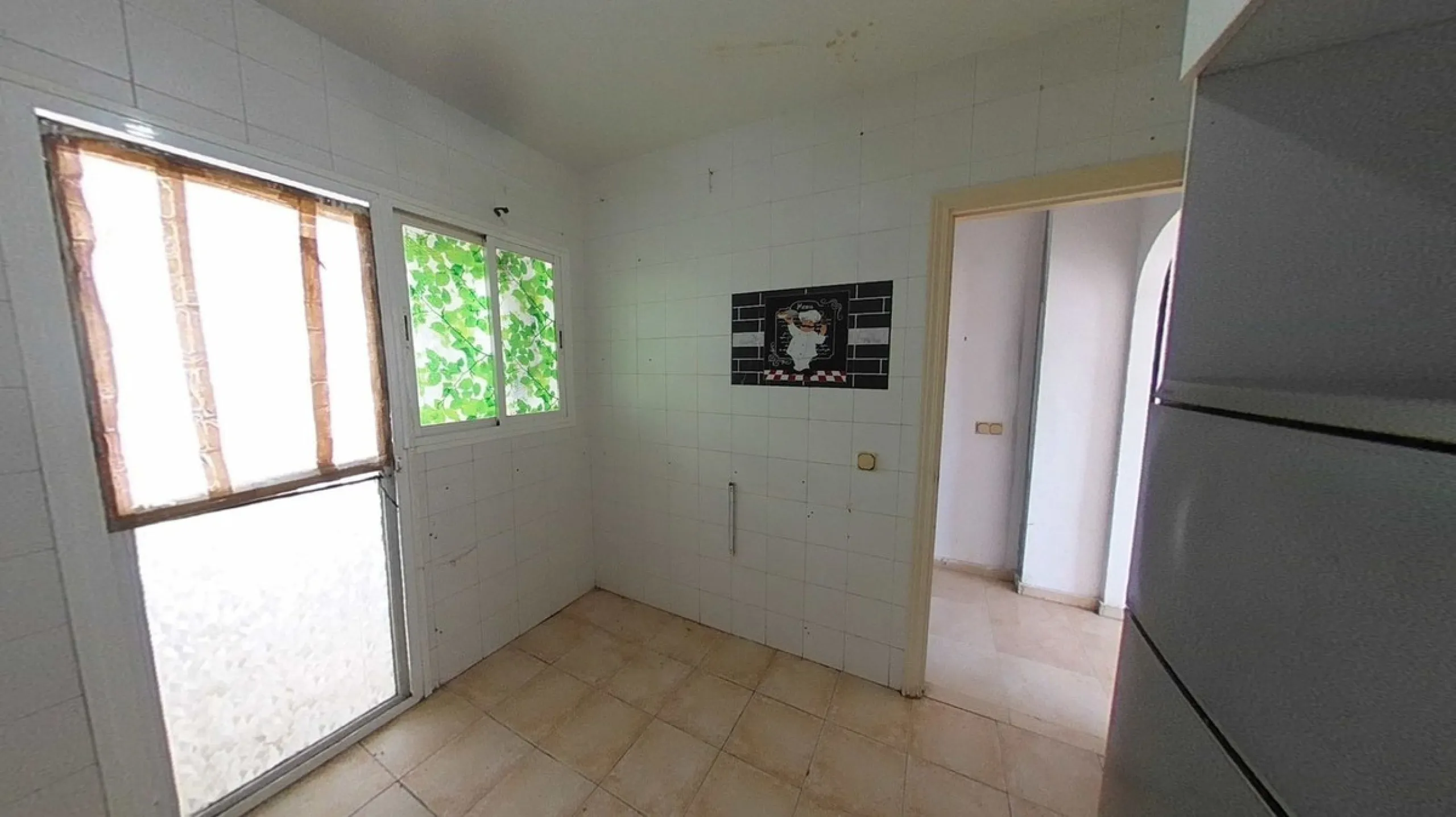 Apartment - Middle Floor Apartment в продаже в Estepona, Málaga. В доме 2 спален и 2 ванных комнат. Площадь дома 96 м²