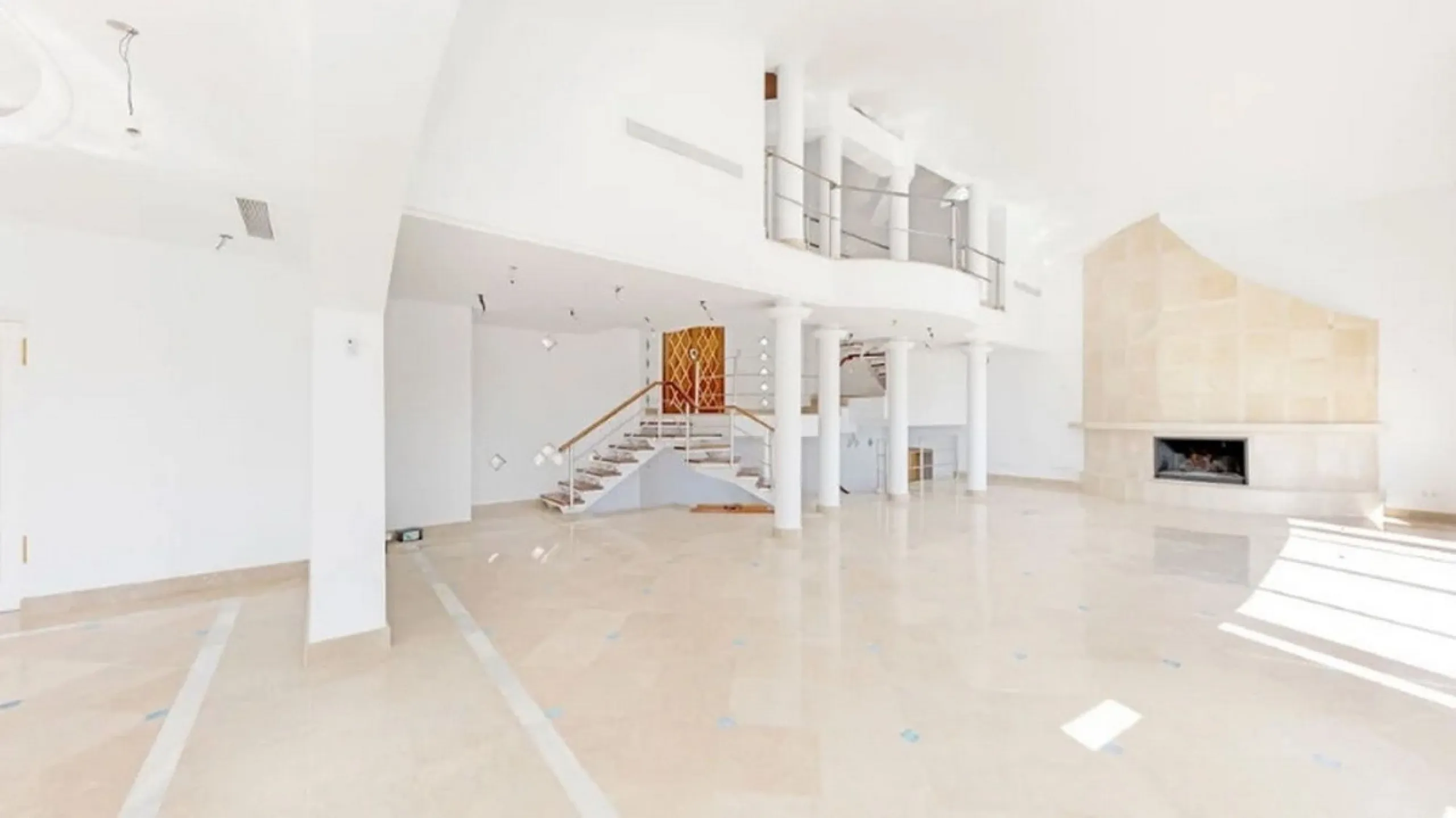 OCCUPIED PROPERTY. INVESTMENT OPPORTUNITY.