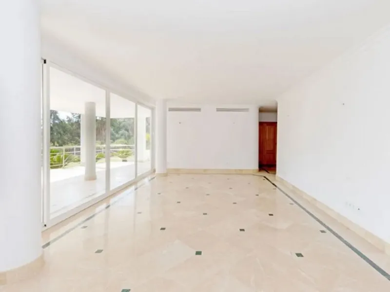 OCCUPIED PROPERTY. INVESTMENT OPPORTUNITY.