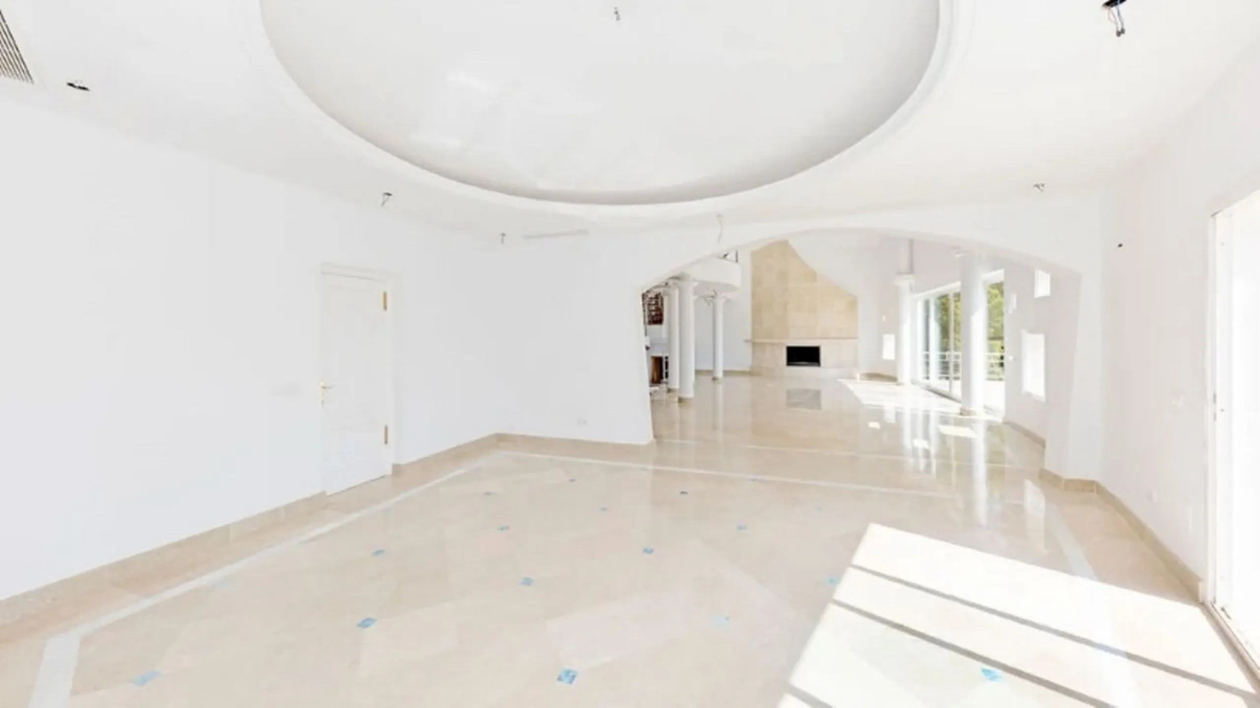 OCCUPIED PROPERTY. INVESTMENT OPPORTUNITY.