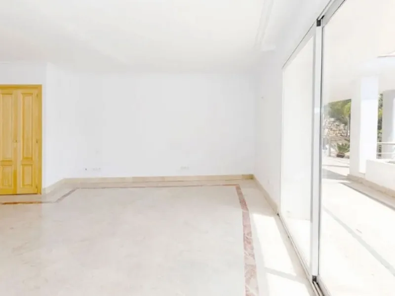 OCCUPIED PROPERTY. INVESTMENT OPPORTUNITY.