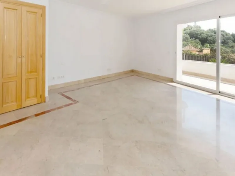 OCCUPIED PROPERTY. INVESTMENT OPPORTUNITY.