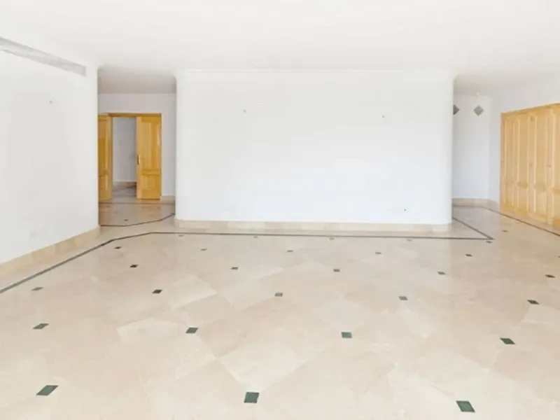 OCCUPIED PROPERTY. INVESTMENT OPPORTUNITY.