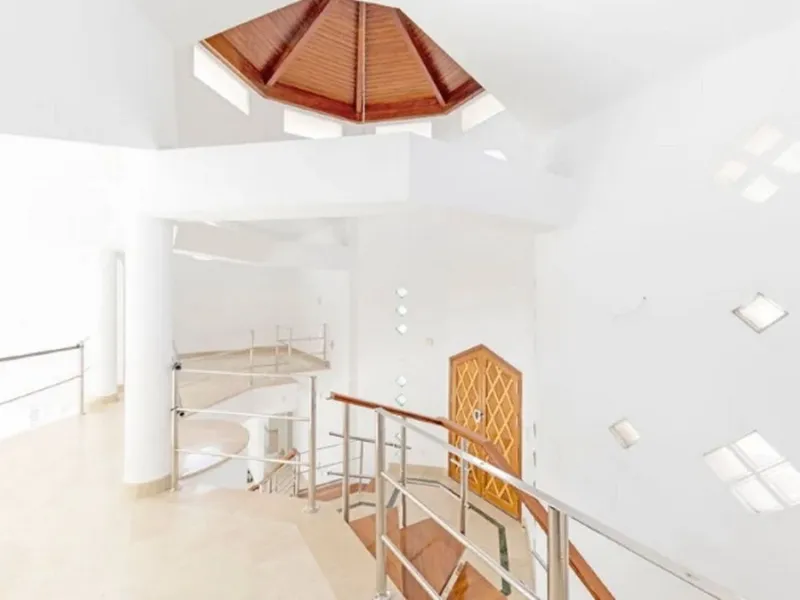 OCCUPIED PROPERTY. INVESTMENT OPPORTUNITY.