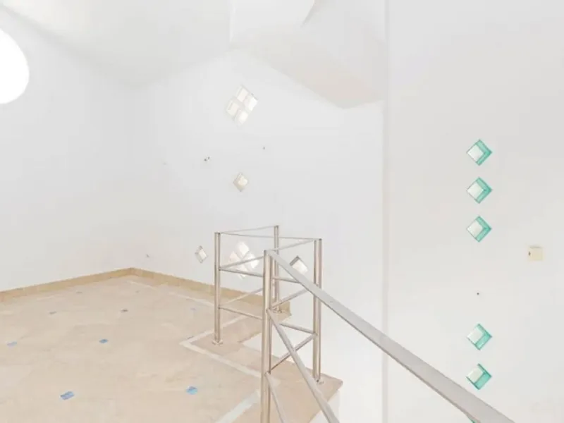 OCCUPIED PROPERTY. INVESTMENT OPPORTUNITY.