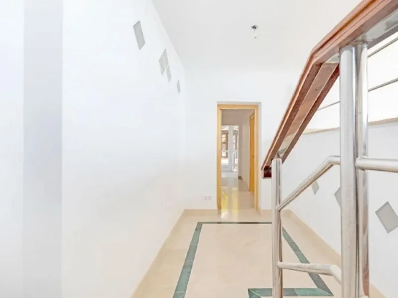OCCUPIED PROPERTY. INVESTMENT OPPORTUNITY.