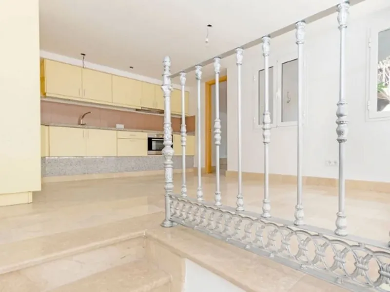 OCCUPIED PROPERTY. INVESTMENT OPPORTUNITY.