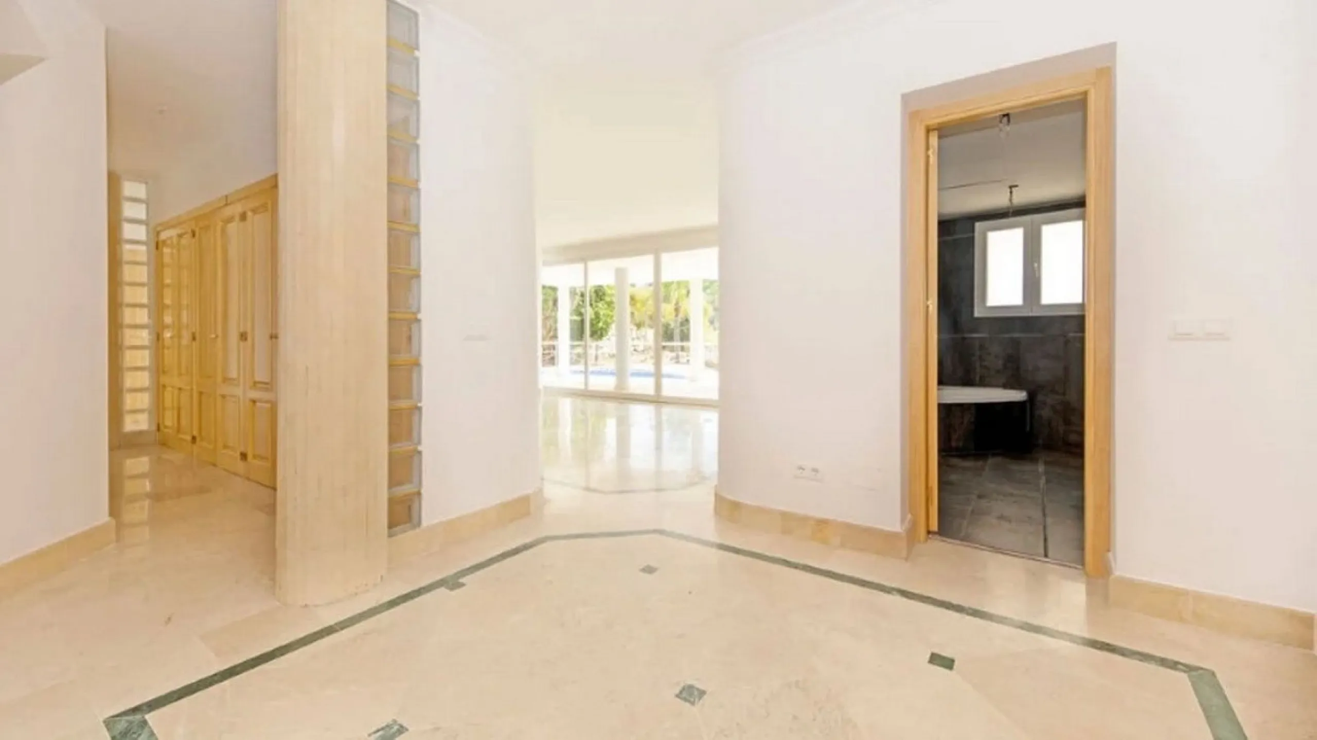 OCCUPIED PROPERTY. INVESTMENT OPPORTUNITY.