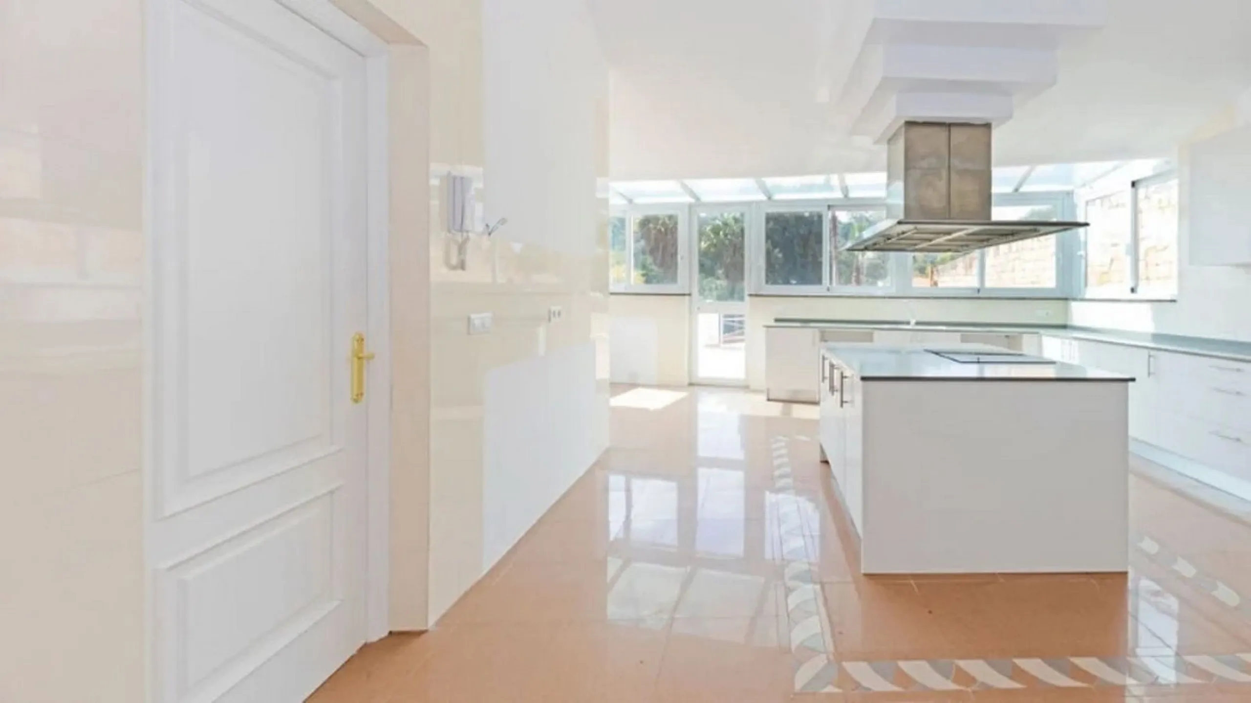 OCCUPIED PROPERTY. INVESTMENT OPPORTUNITY.