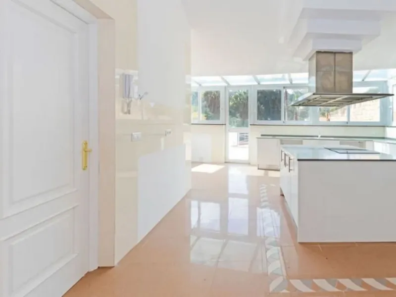 OCCUPIED PROPERTY. INVESTMENT OPPORTUNITY.