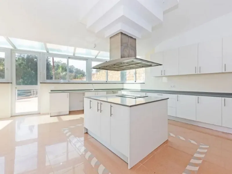 OCCUPIED PROPERTY. INVESTMENT OPPORTUNITY.