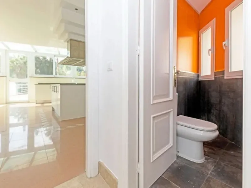 OCCUPIED PROPERTY. INVESTMENT OPPORTUNITY.